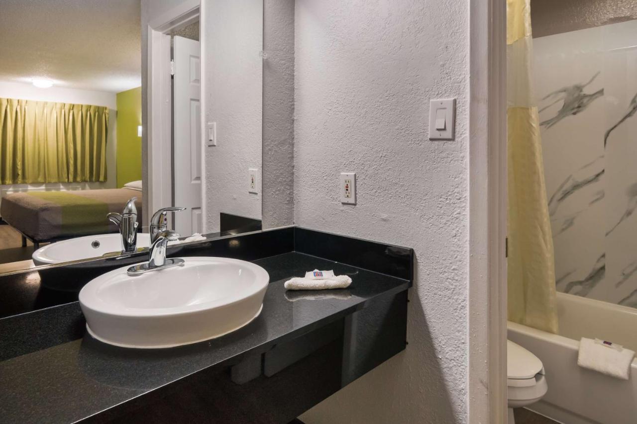 Motel 6 Irving - Loop 12 외부 사진